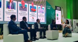 Estrategia-y-sostenibilidad-Claves-para-la-industria-segun-Lorena-Hernandez-en-CRESA-2025